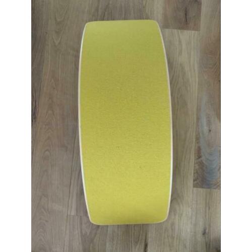 Wobbelboard naturel met mosterd vilt