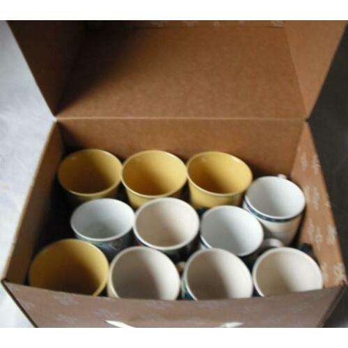 11 Aardewerk Sortie Mokken Met Doos