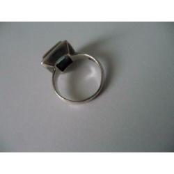 Fraaie mass.oud zilv.(925) ring met aquamarijn