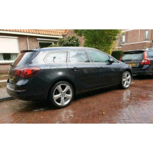 Opel Astra Sports Tourer 1.7 Cdti 110pk Dealer Onderhouden