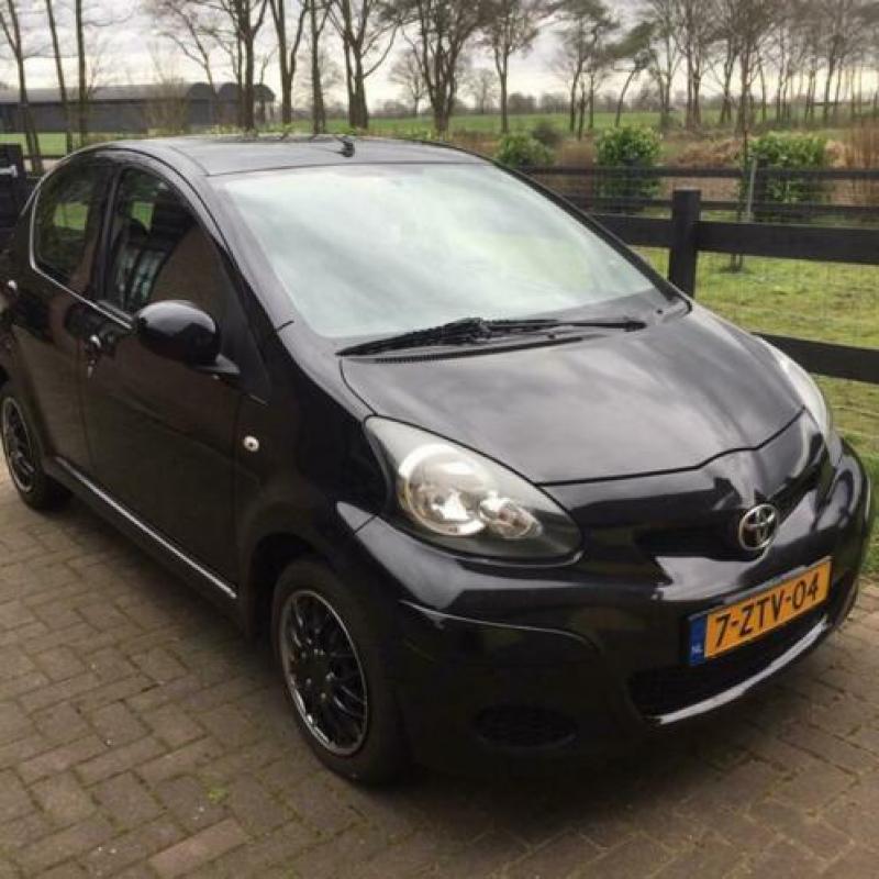 Toyota Aygo 1.0 12V Vvt-i 5DRS 2009 Zwart