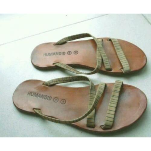 Humanoid super-trendy leren slippers! 38