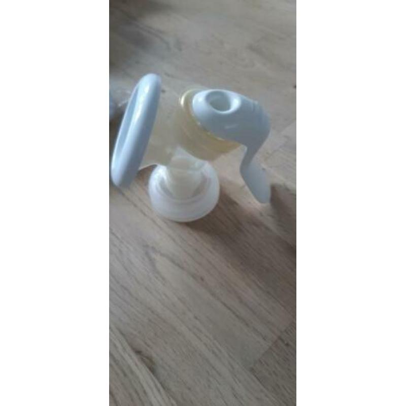 Avent elektrische kolf + handkolf + flesjes + bewaarbakjes