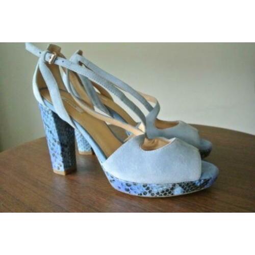 Schoenen OPRUIMING alles €5,- Geox sandalen/pumps blauw