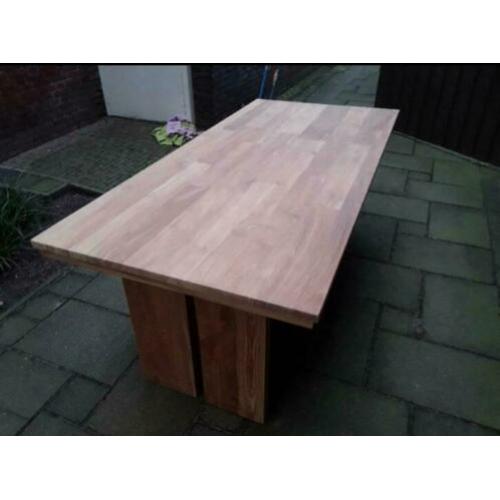 Prachtige eettafel van massief teak hout