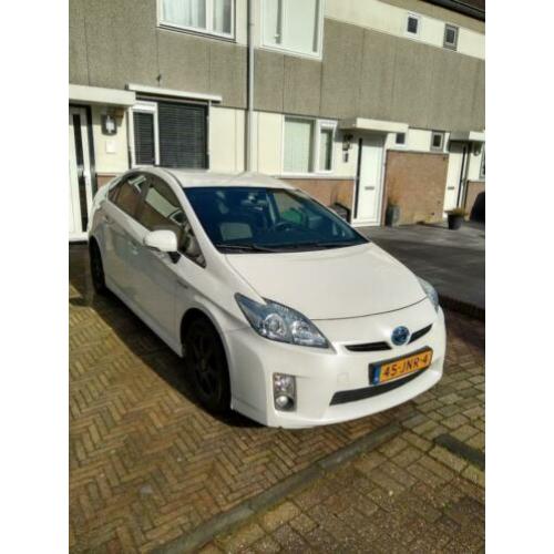 Toyota Prius 3 (vanaf vrijdag 6 maart as. beschikbaar)