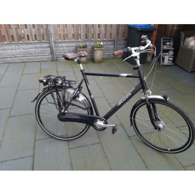 Gazelle heren fiets mat zwart 28" zo goed als nieuw