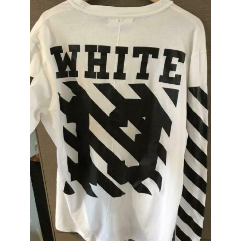 Off white t shirt