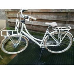 Nette damesfiets: Batavus Diva, framemaat 50