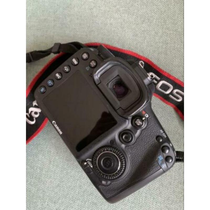 Canon 7D + ef 55-200mm & efs 15-85mm lens
