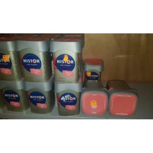 Partij verf lak histor div kleuren 195stuks