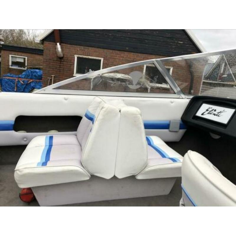 Nette speedboot inclusief trailer