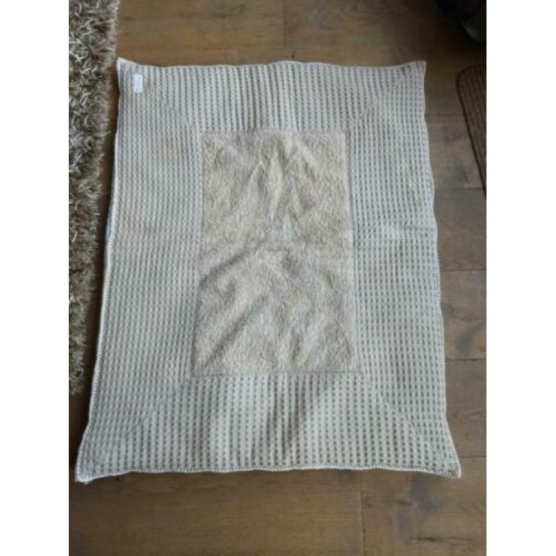 Boxkleed Koeka zand/wit