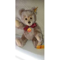 Mooie steiff beer 35cm.