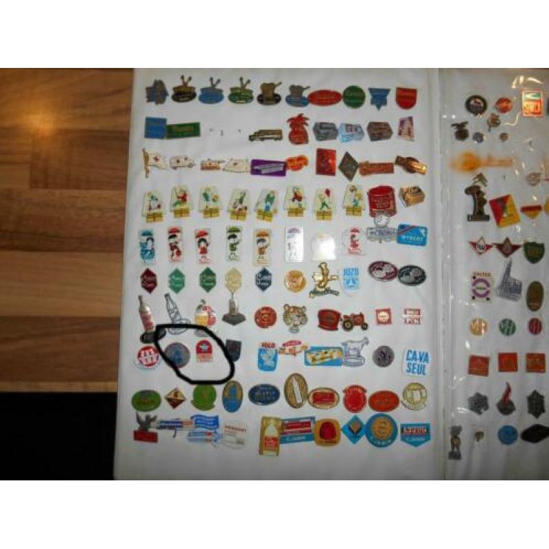 Heel Veel Speldjes Album Buttons Pins