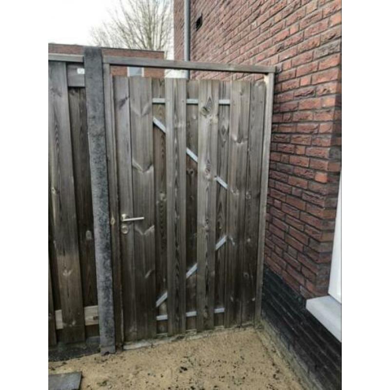Schuttingen met poort , 9 meter