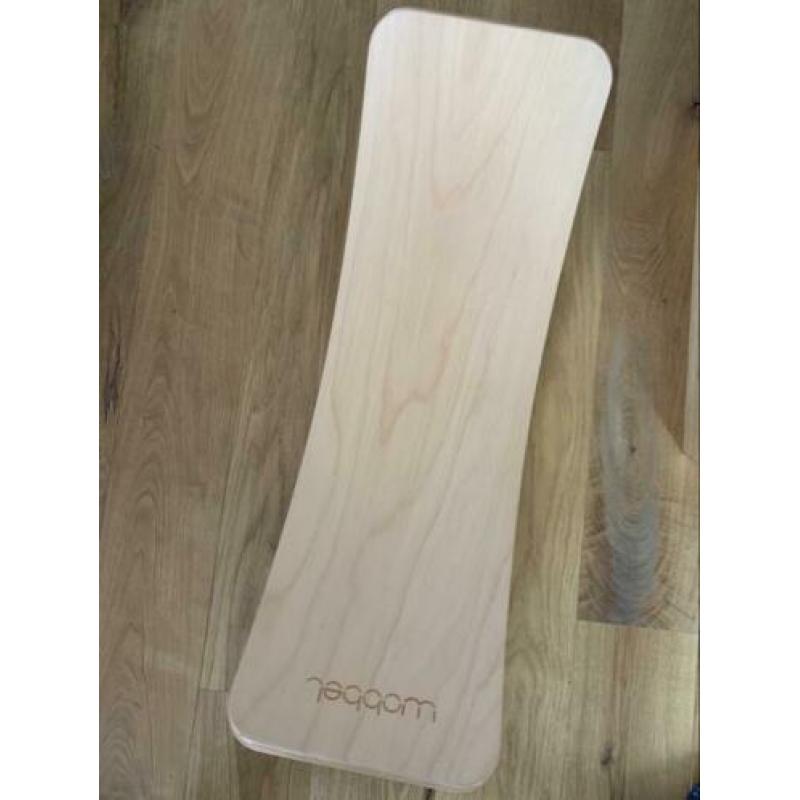 Wobbelboard naturel met mosterd vilt