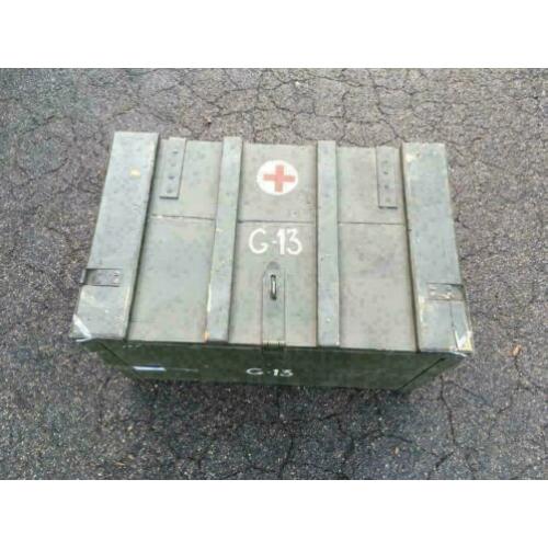 Zeer gave grote groene Speelgoedkisten / Legerkisten te koop