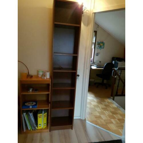 Bruine Billy boekenkast. Ophalen