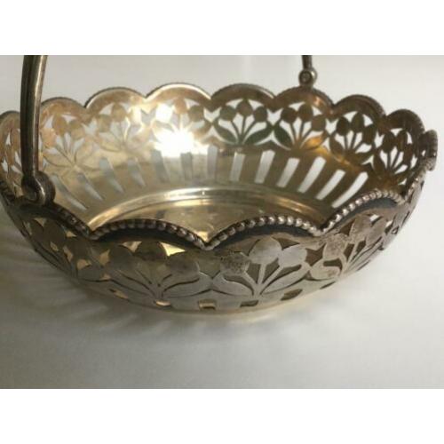 Zilveren Mand, 13x13 cm. 155 gram , 830, 5 merken.