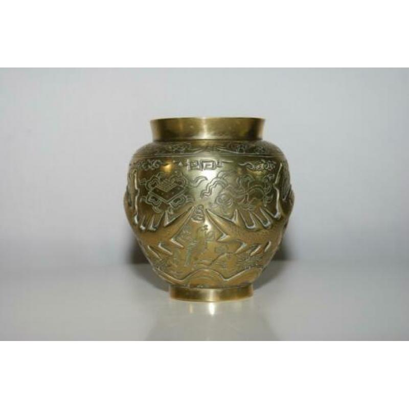 Oude Chinese wierrookpot, sencer, wierrook brander