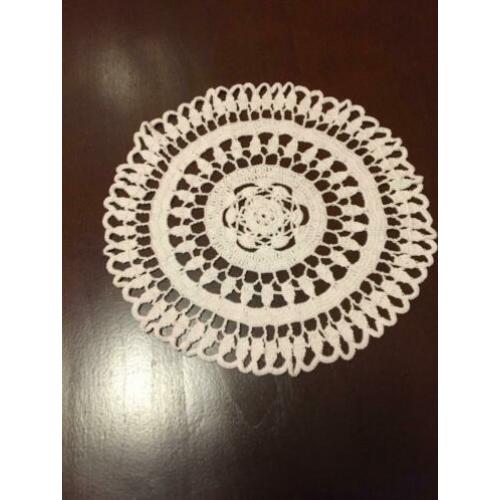 Vier geheel nieuwe vintage/nostalgische kleedjes