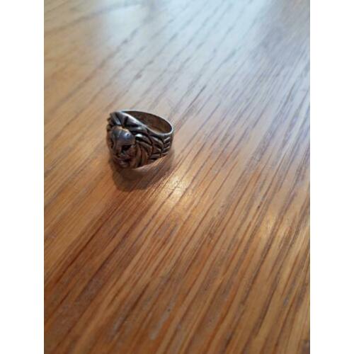 Leeuwenkop Ring maat 20