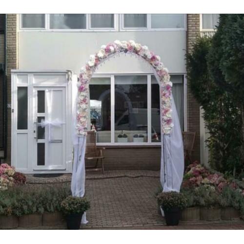 Bloemenboog te huur