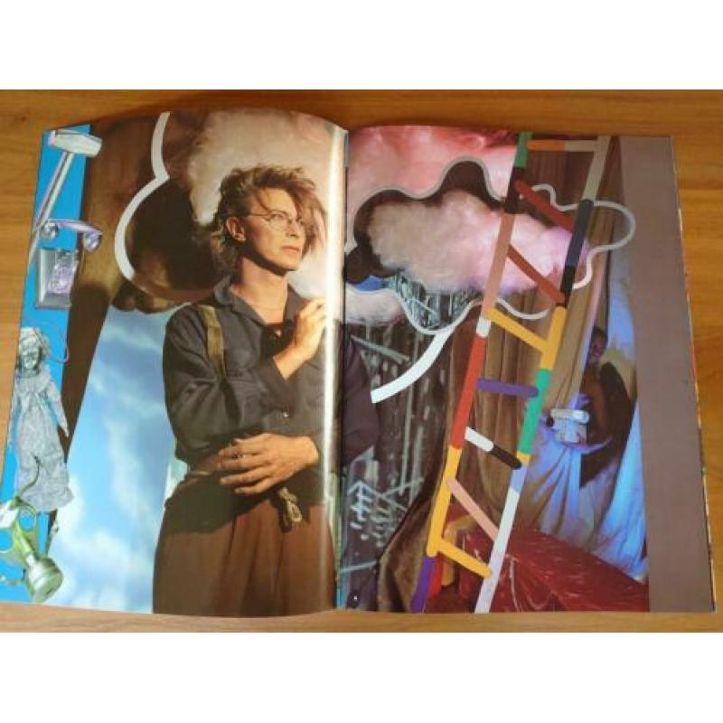 David Bowie Tour book Glass Spider tour 1987 live