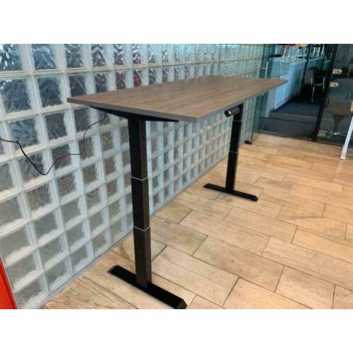 Elektrisch verstelbaar Zit/sta bureau 160 X 80 cm, nieuw