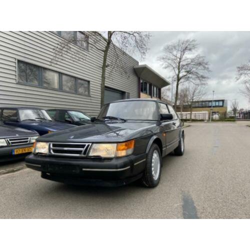 Saab 900i 16