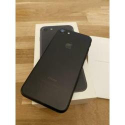 Apple iPhone 7 32GB zwart zo goed als nieuw!