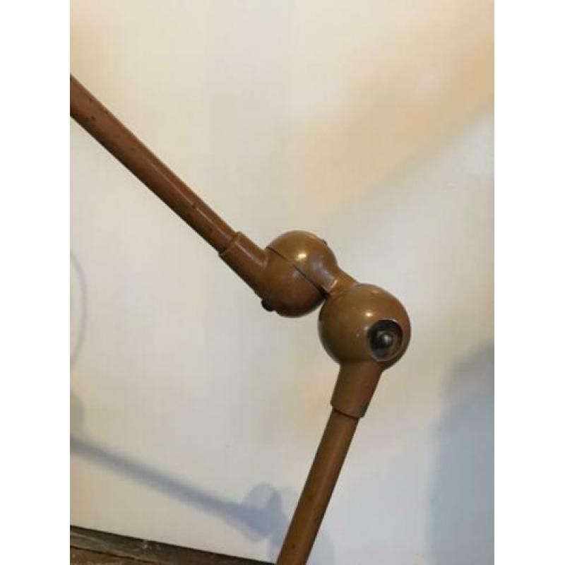 Vintage twee armige Jielde lamp in kleur taupe