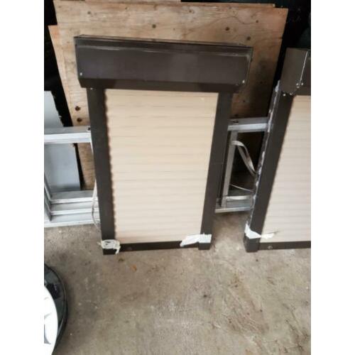 3 x rolluik2x handbedient