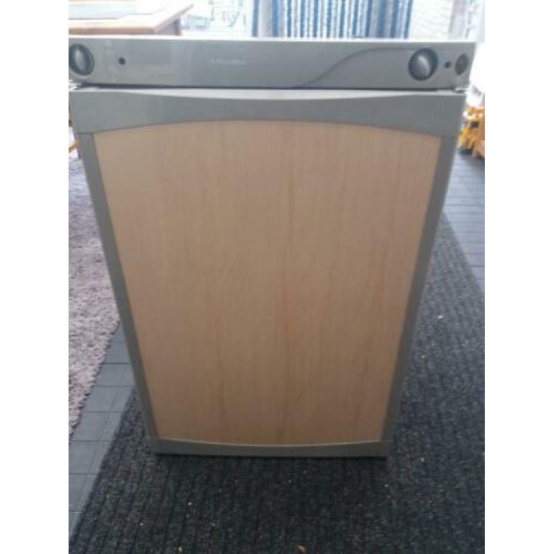 Zeer nette Electrolux RM 6401L voor Camper, caravan en boot