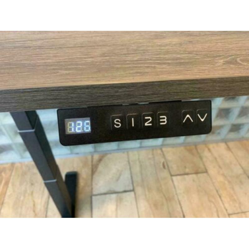 Elektrisch verstelbaar Zit/sta bureau 160 X 80 cm, nieuw