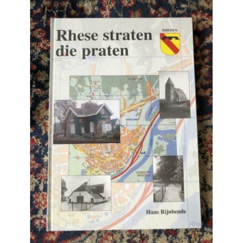Rhese straten die praten Rheden Hardcover. 74 blz. met de v