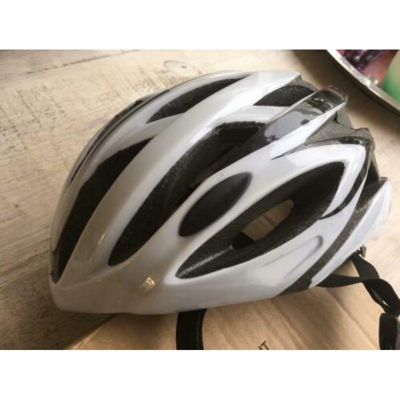 AGU fietshelm S-308 Maat S/M 54-58 cm. Wit