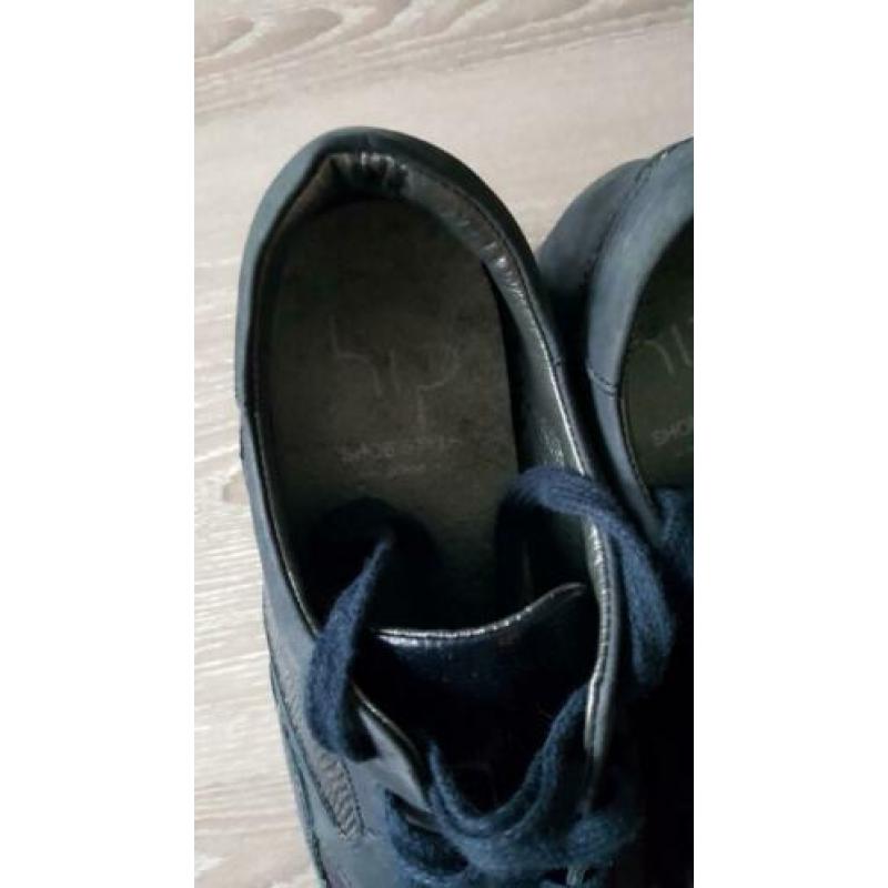 Hip style sneakers