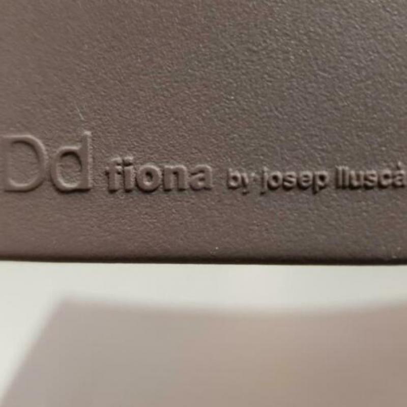 58 x Josep Llusca terrasstoelen, design stoel Dd Fiona. 84