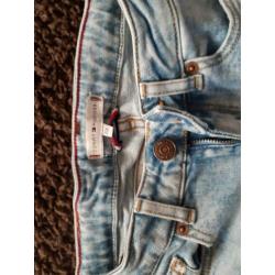 Gave skinny jeans Tommy Hilfiger model Sophie maat 128