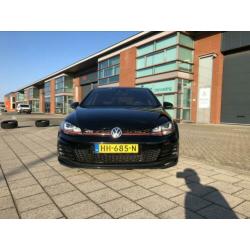 Volkswagen Golf 7 GTI 2.0 TSI 220pk /Discover pro / Dynaudio