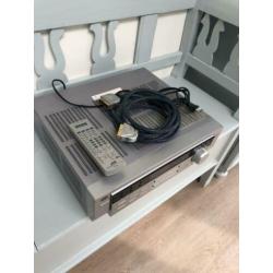 JCV RX-7022R versterkers/receivers plus JVC XV-N5 dvd/cd