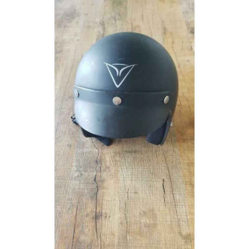 Helm mat zwart maat M