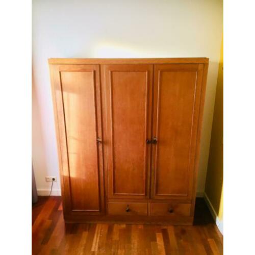 Linnenkast jaren 30 (155x55x192)