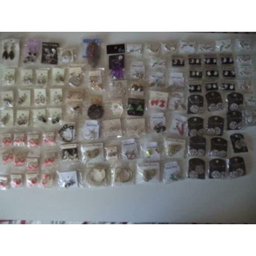 (p11) oorbellen, partij 96 paar