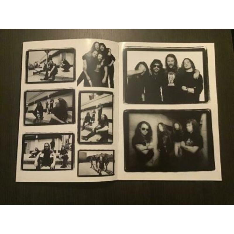 MetalIica tour boek Wherever We May Roam Tour Black Album