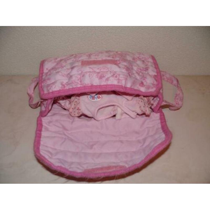 *** Poppenkleertjes // Baby Born Tas en Poppenkleertjes.