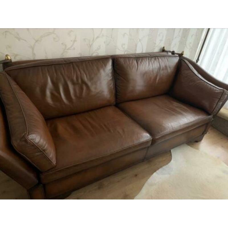 Mooie bruin lederen kasteelbank B 2.00 H 0.80 D 0.85