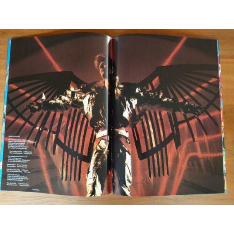 David Bowie Tour book Glass Spider tour 1987 live
